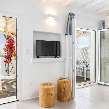 Blue Mare Apartment *