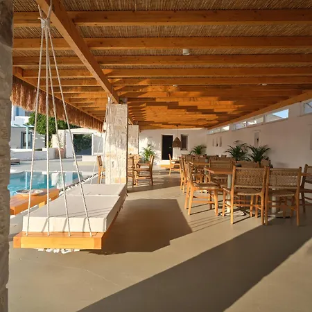 Blue Mare Апартаменты Науса