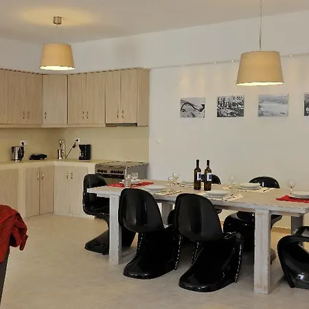 Blue Mare Apartment *